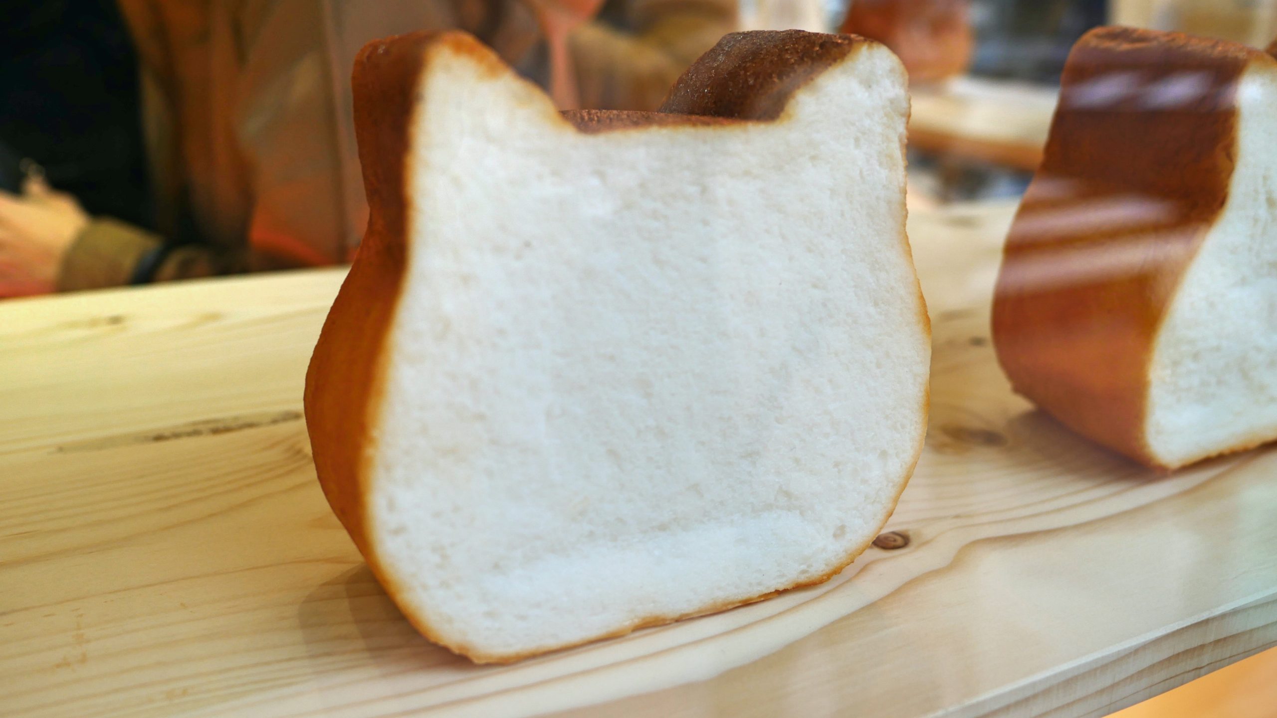 【愛知】ねこねこ食パン 100％鮮奶製成的可愛貓貓吐司